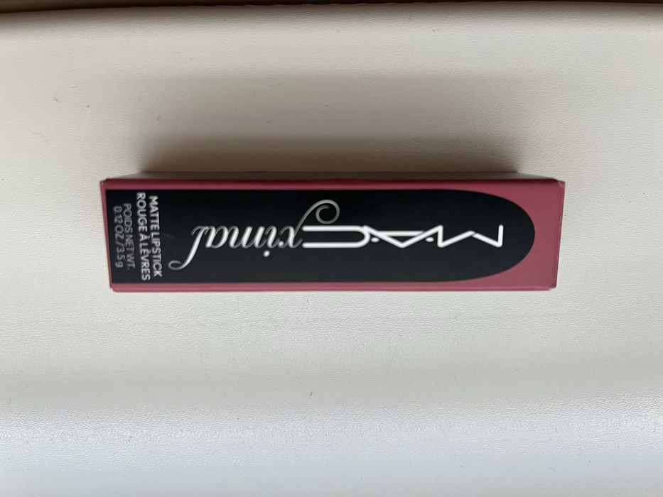 Помада mac оригінал