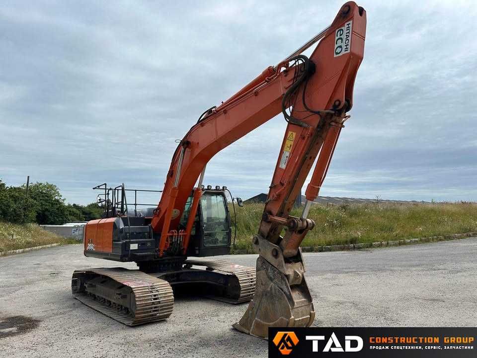 Гусеничний екскаватор HITACHI ZAXIS 250LC-6