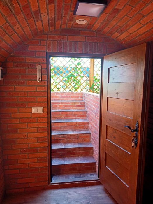 schron , piwniczka betonowa , ziemianka , piwnica , sauna ogrodowa