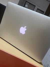 MacBook Air 13 i7