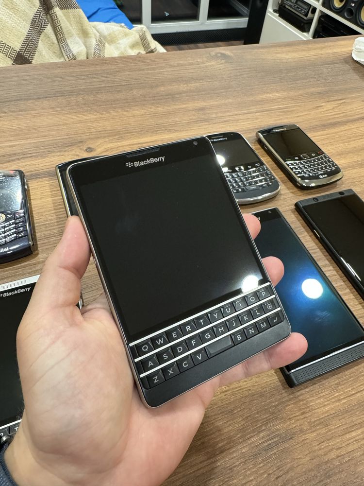 BlackBerry 12 штук (одним лотом)