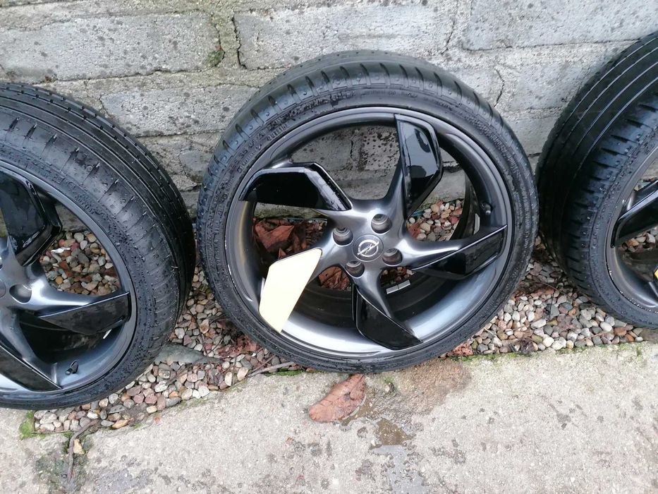 KOŁA alufelgi 4x100 18 OPEL CORSA D E 225/35/R18 astra MERIVA piękne