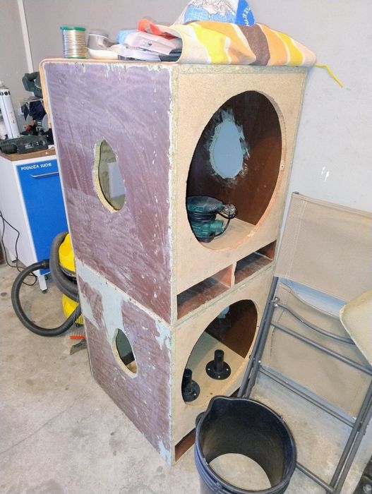 Subbasy subwoofer wharfedale 18" estradowe