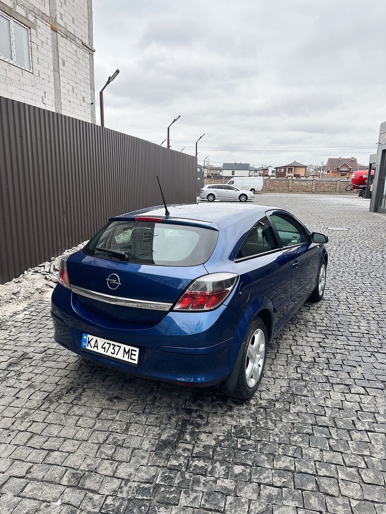 Opel Astra GTC…..