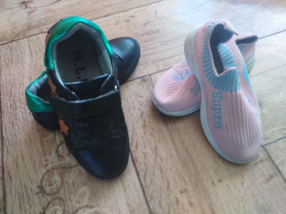 Продам дитяче взуття