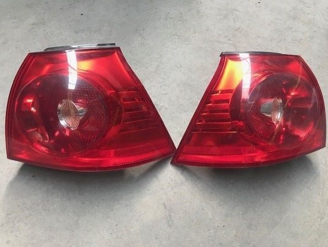 Farolim tras direito tras esquerdo Vw golf 5 V