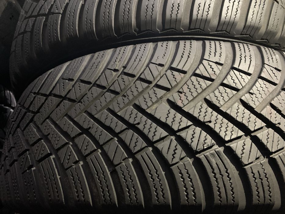 Шини  б/у зима 215/60 16 Hankook winter RS 3