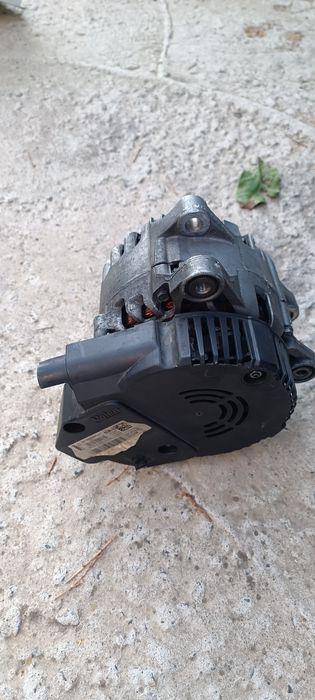 Генератор на Пежо 3008