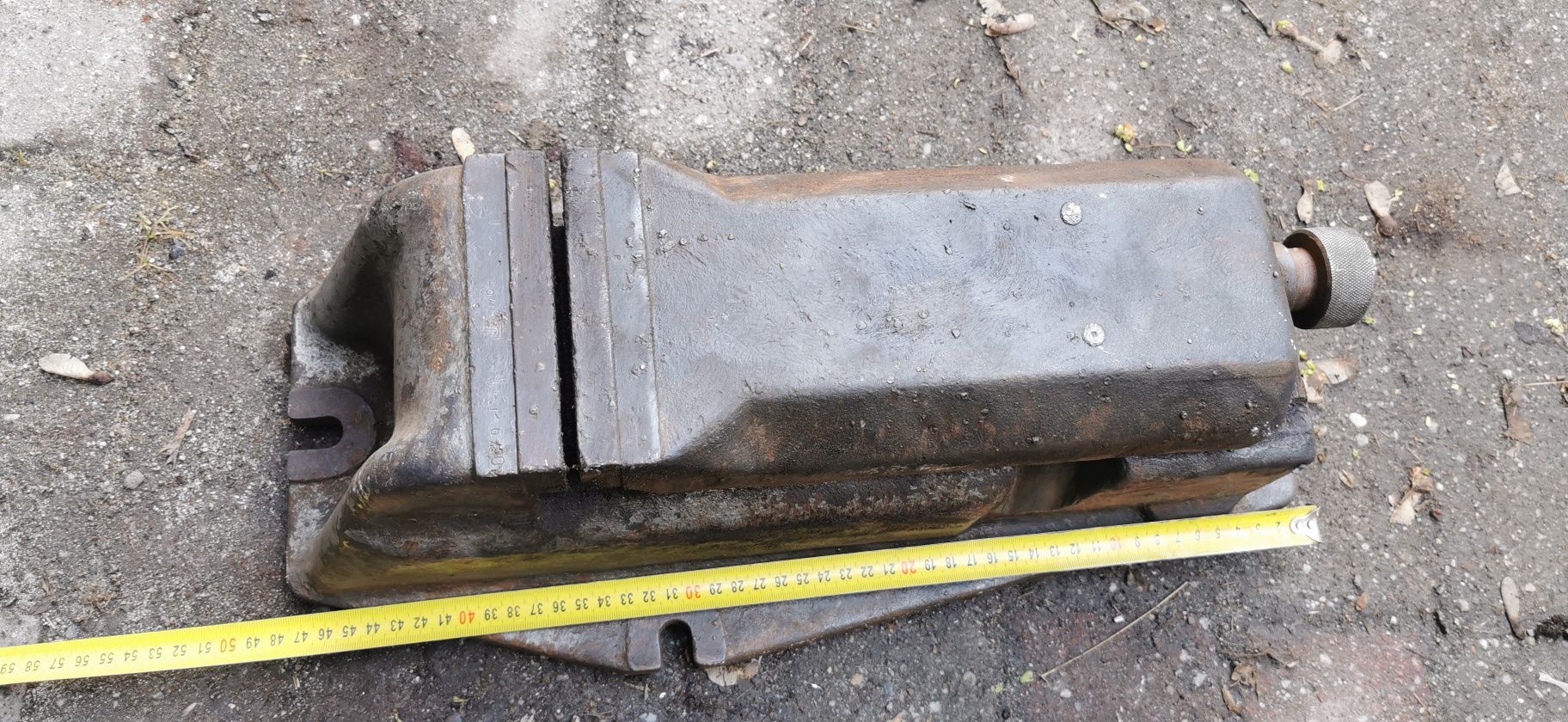 Imadło maszynowe hydrauliczne 43,5kg 120x135mm