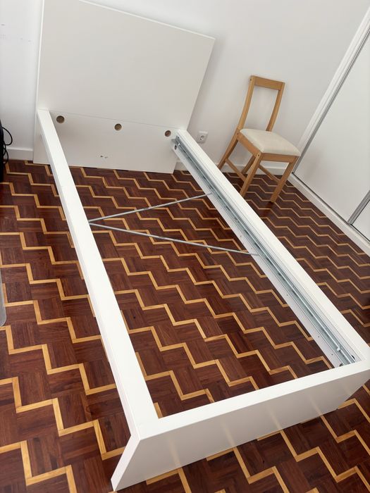 Conjunto: Cama MALM + Colchão - IKEA