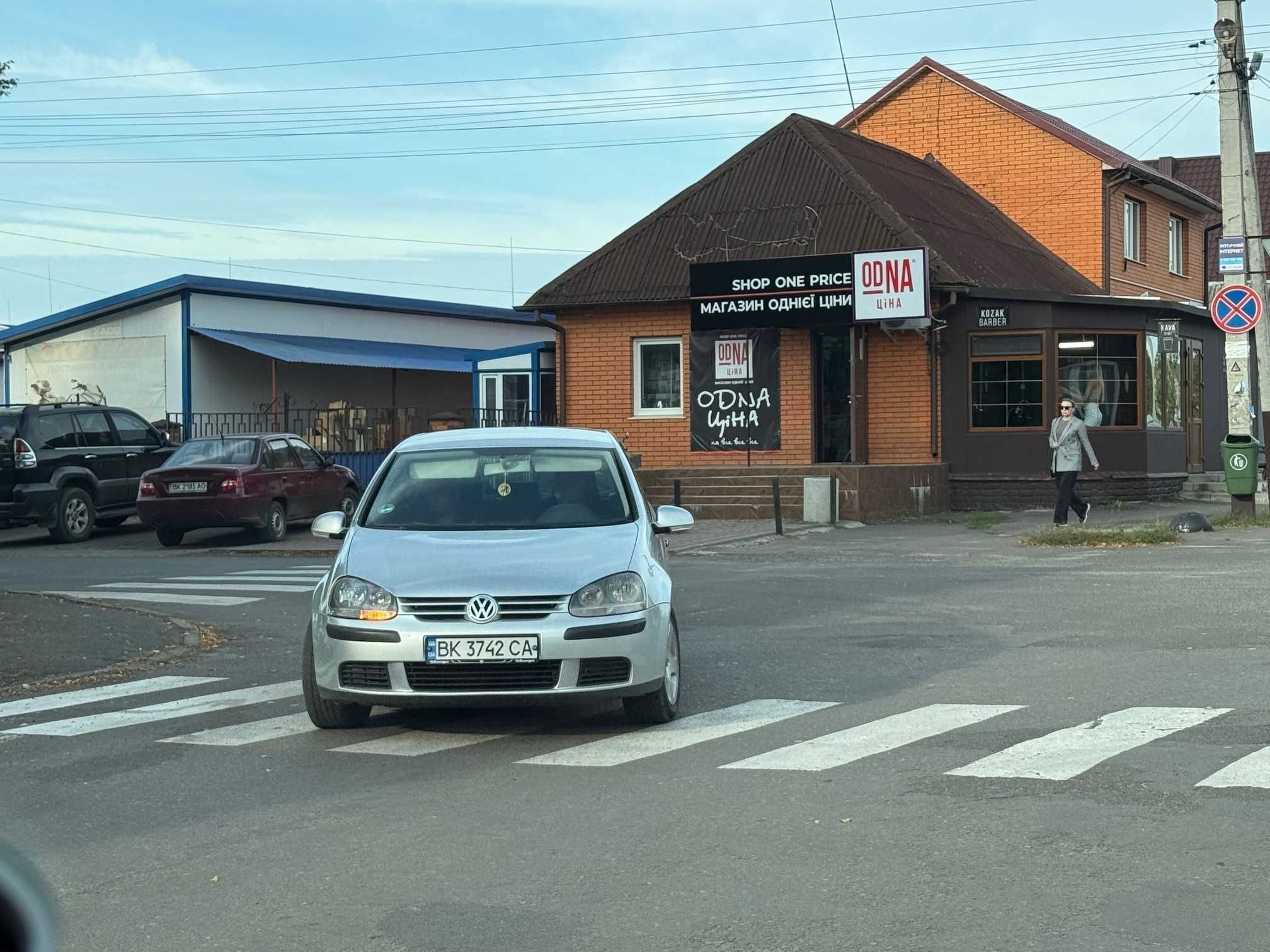 Продам комплекс комерційних  будівель з ринком