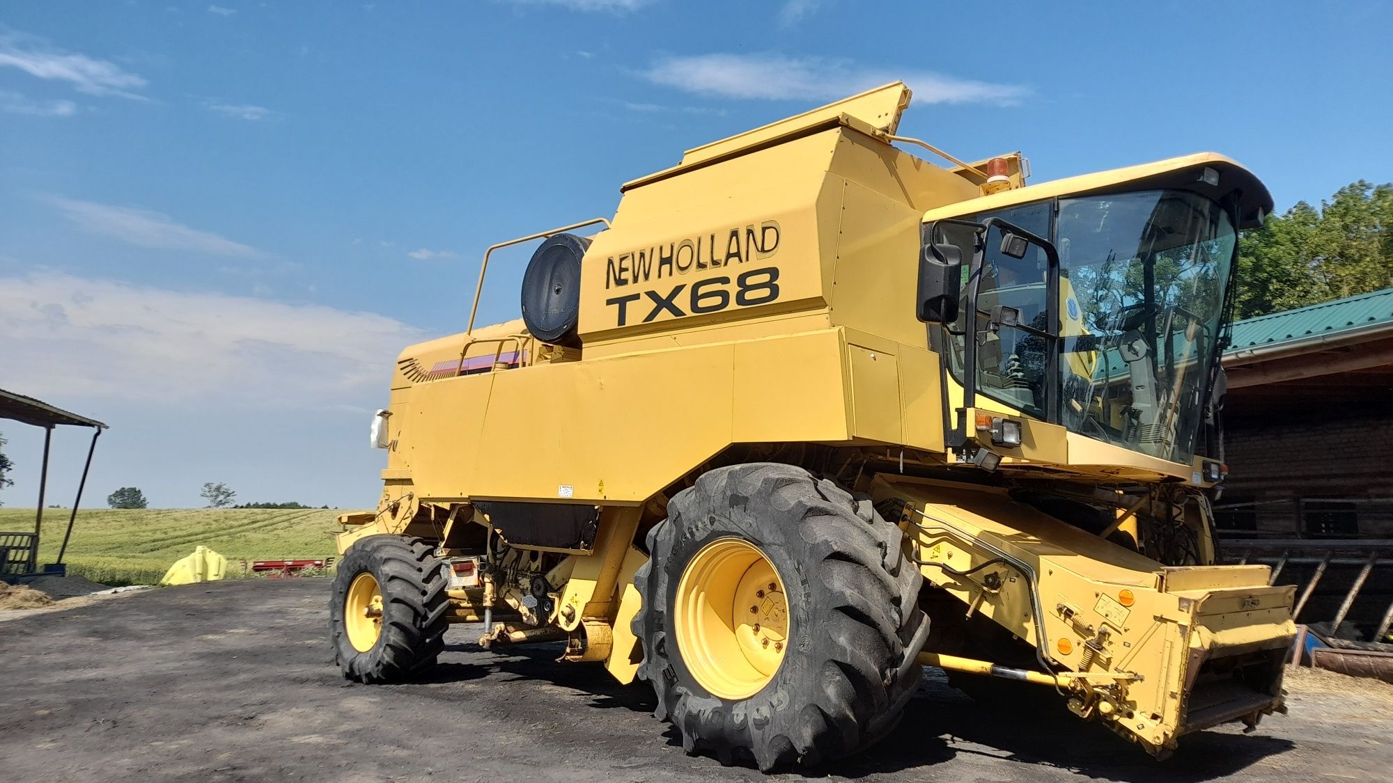 Kombajn new holland tx 68