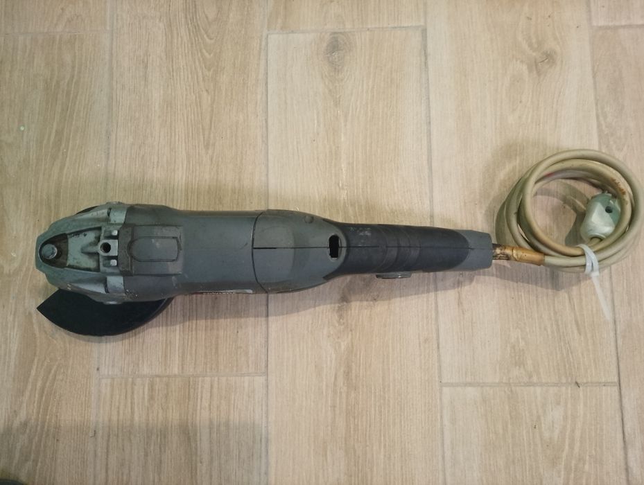 Шлифмашина угловая POWERTEC