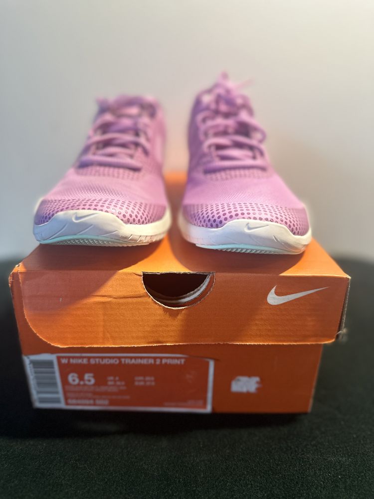 Buty sportowe damskie Nike Studio Trainer