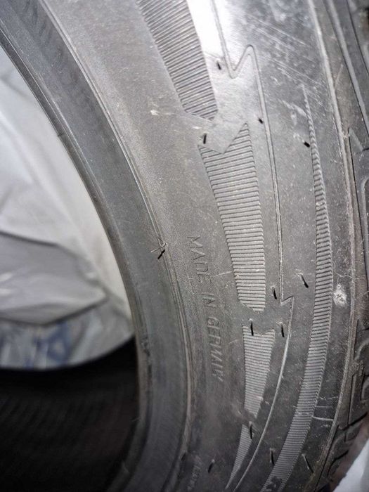 комплект НОВИХ  Goodyear UltraGrip Ice SUV G1 235/50 R18 101T XL FP