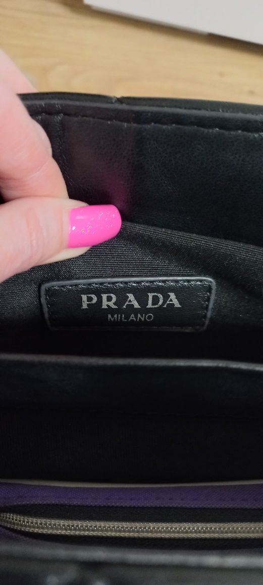 Продам сумку PRADA. Oригінал.