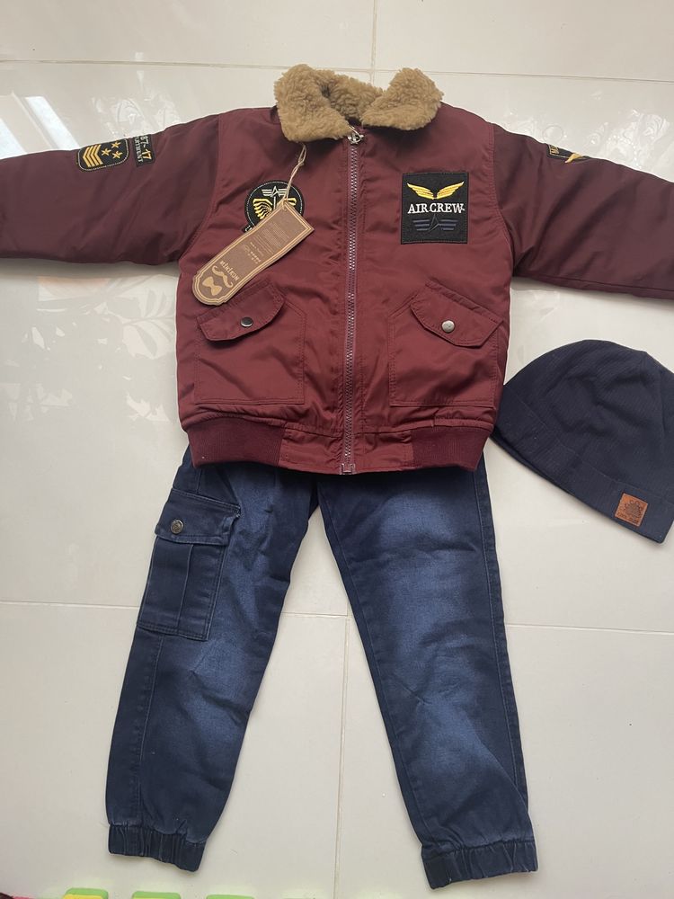 Детская куртка дл  мальчика  джинсы 3г бардовая пакет одежды