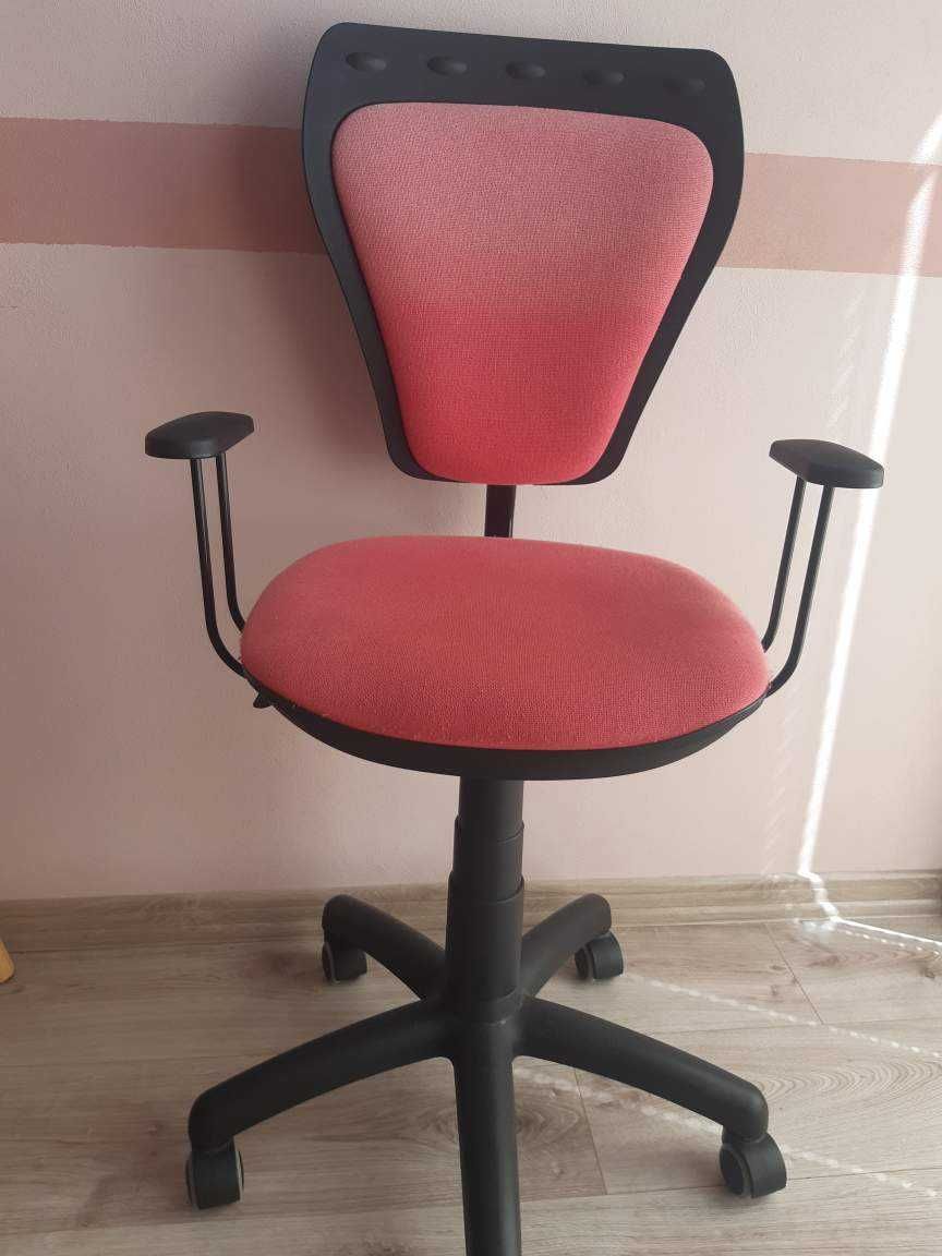 Fotel obrotowy do biurka