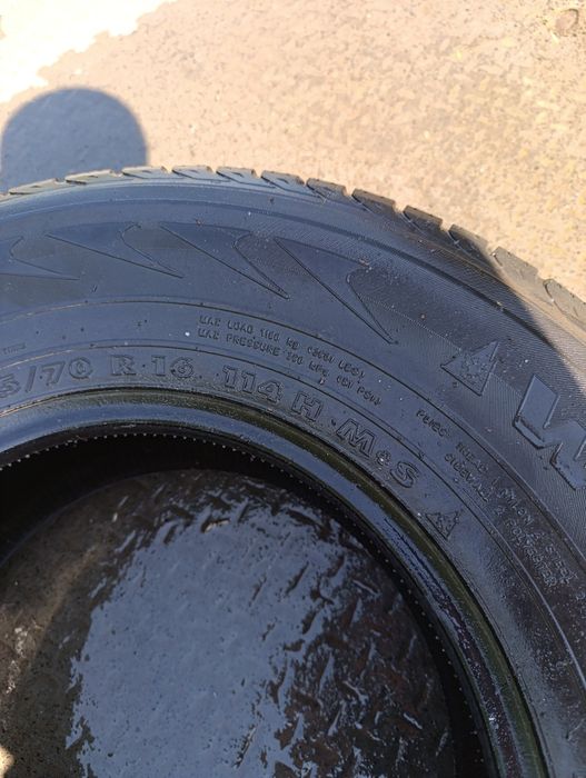 Продам резину зима на 16 в наличии 3 штуки