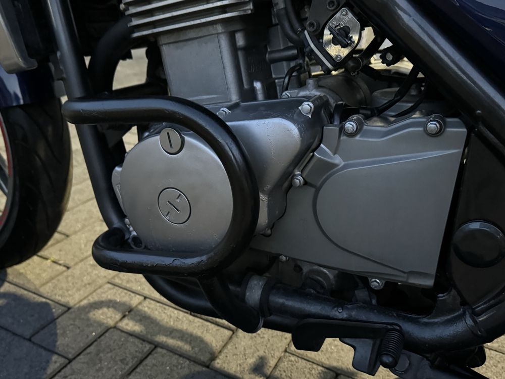 Kawasaki ER-5 Twister