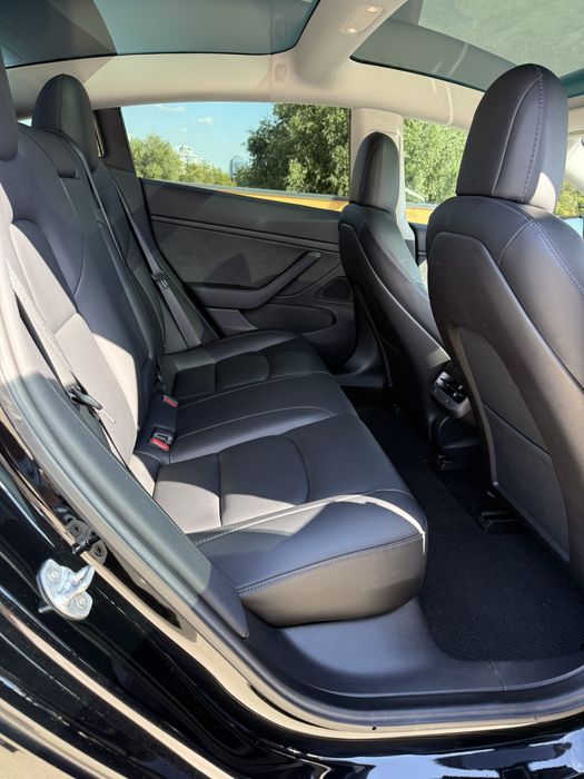 Tesla model 3 2019