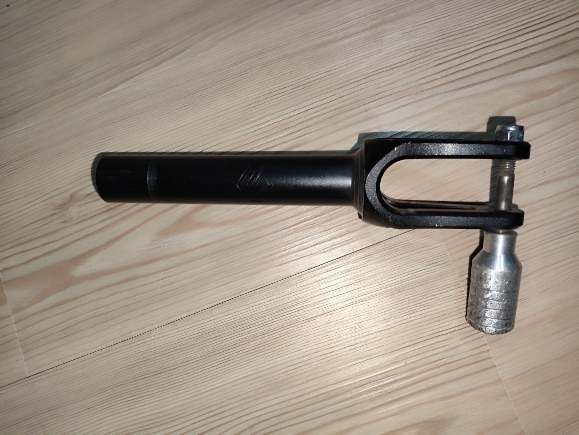 Вилка Striker Lux SCS-HIC