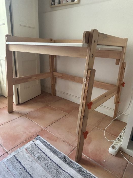 Secretaria ikea crianca