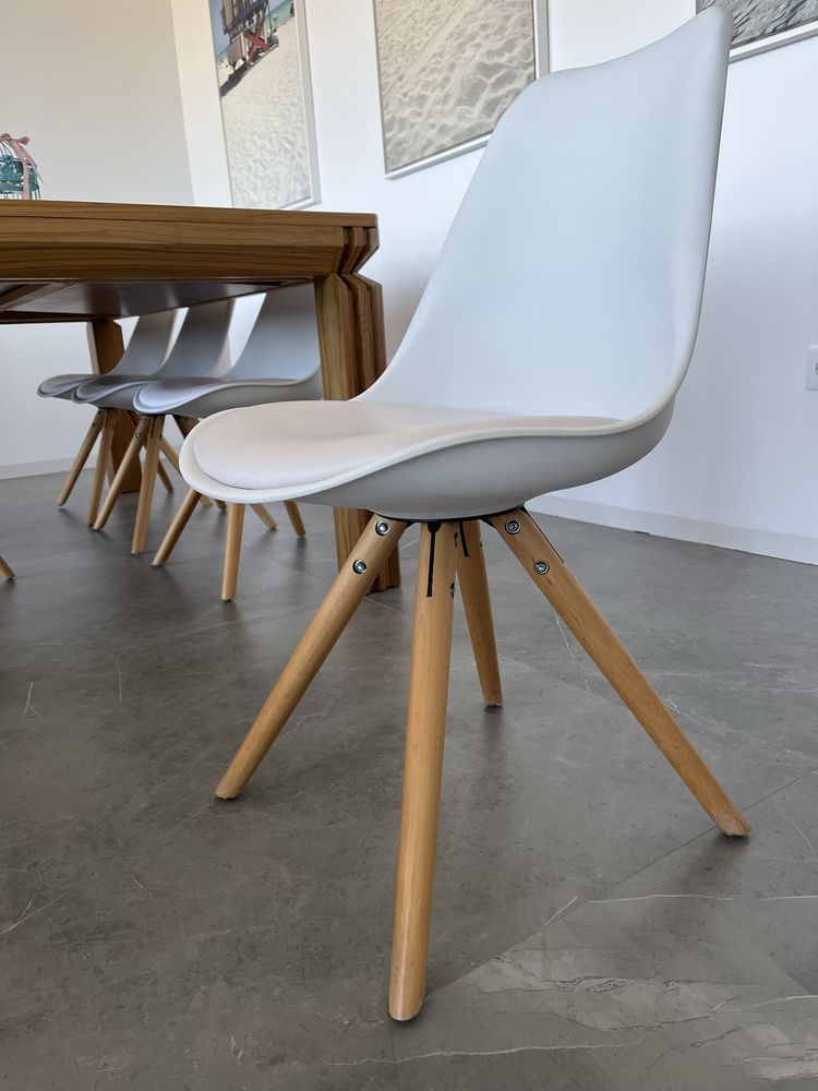 1 cadeira estilo nordico
