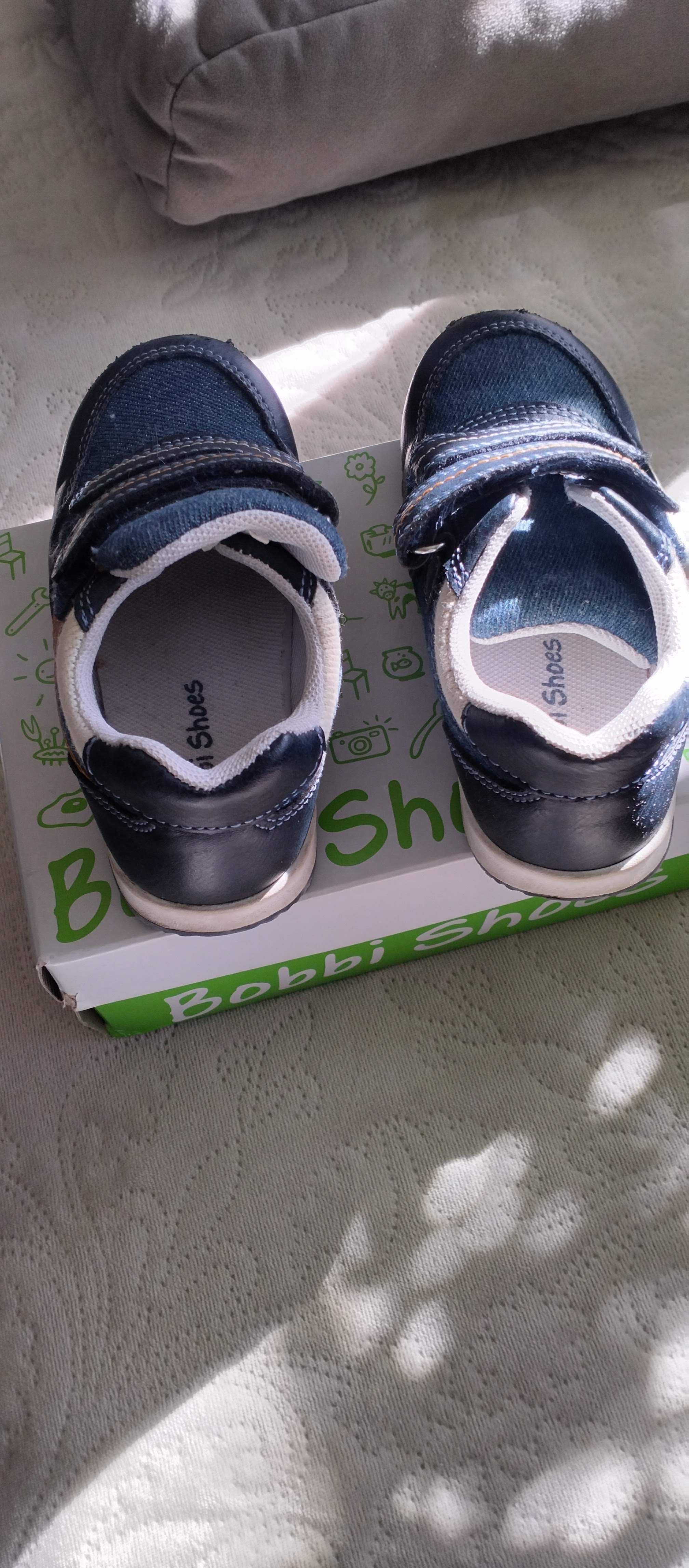 Buty dla dziecka numer 24