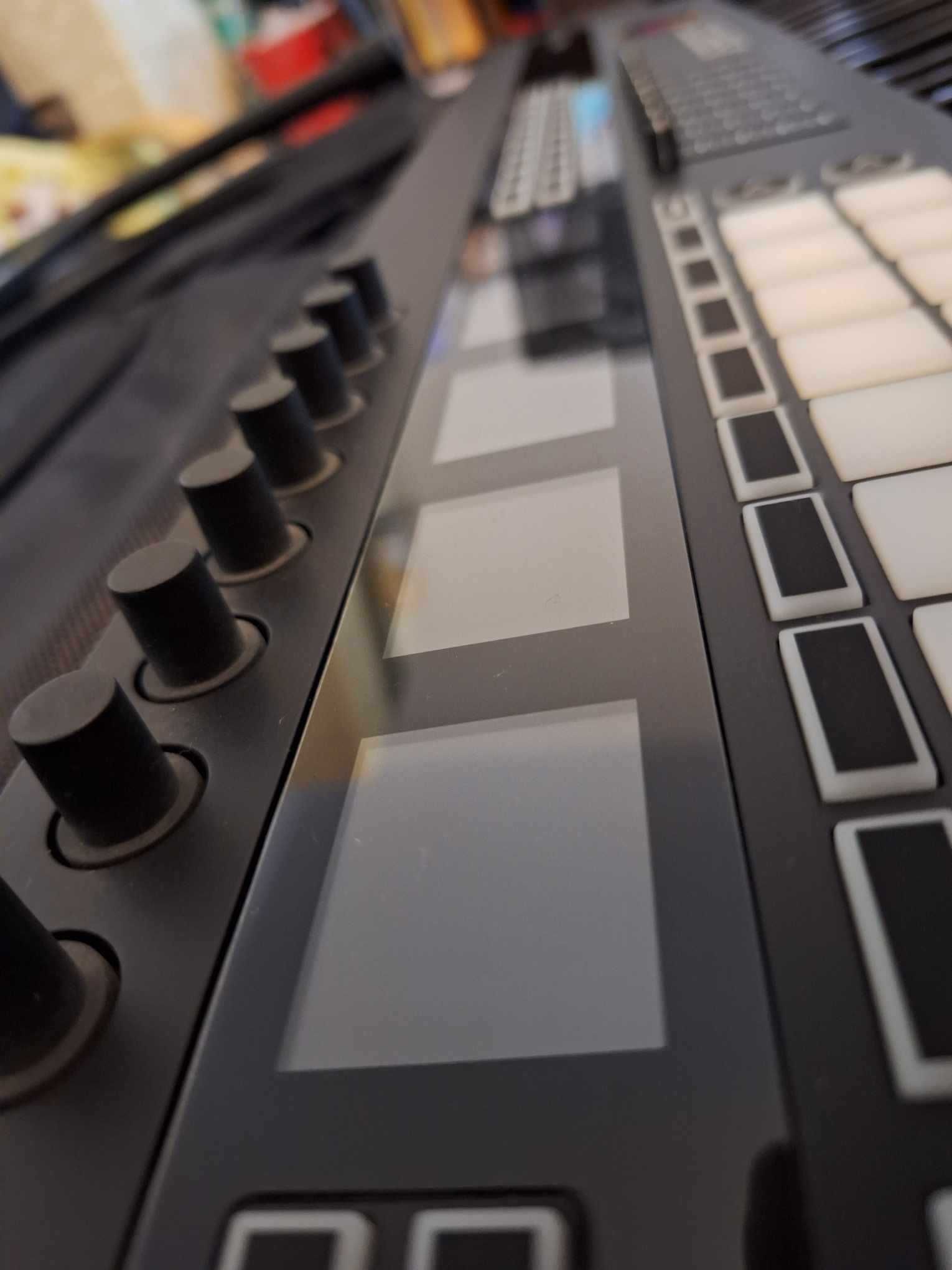 Novation 61SL MKIII + pokrowiec i statyw