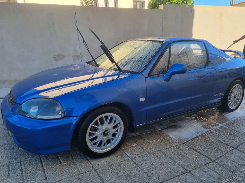 Honda crx del sol