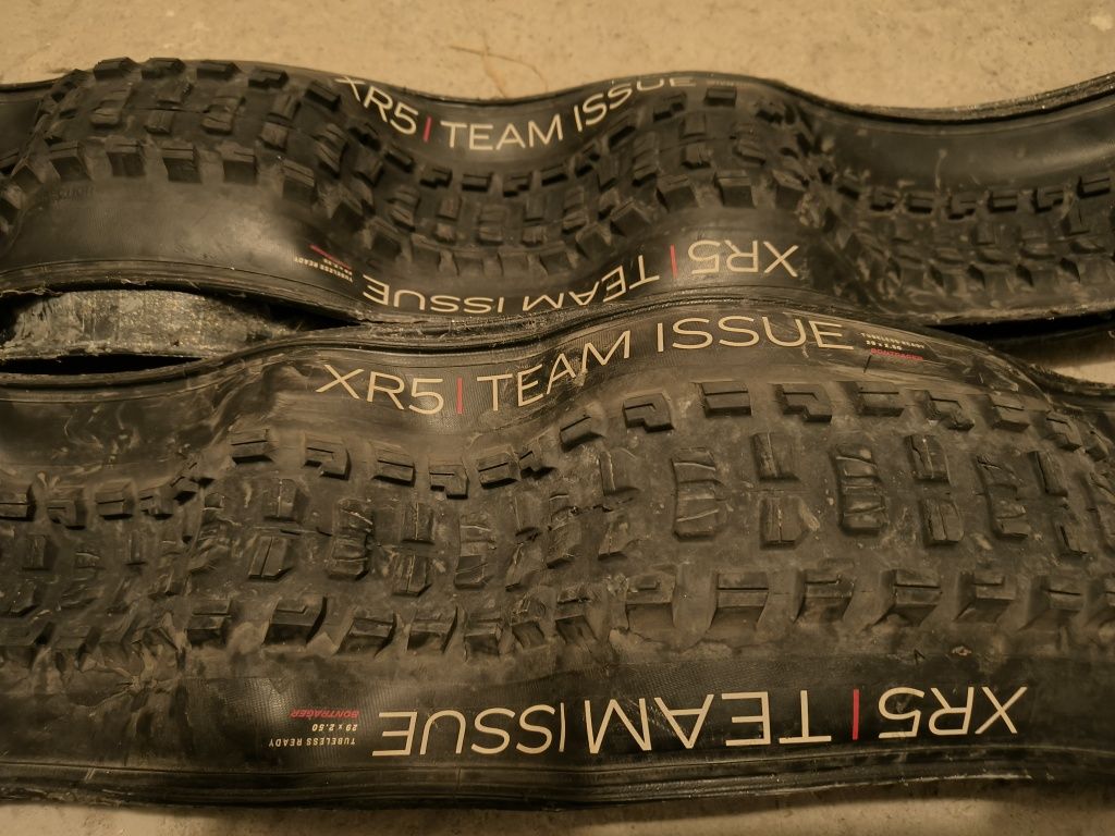 2 opony Bontrager XR5 Team Issue 29 x 2,5