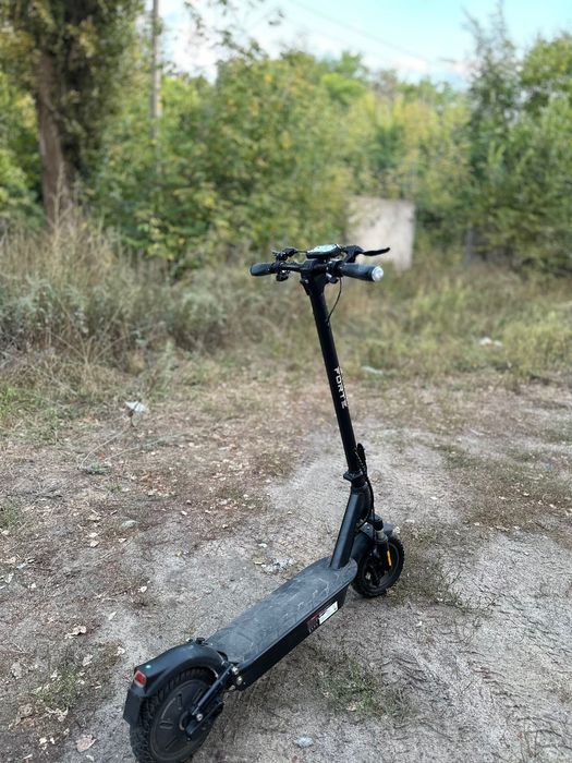Електросамокат Forte E9G-PRO