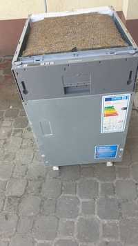 Zmywarka Indesit DISP53771 szerokość  45 cm do zabudowy.