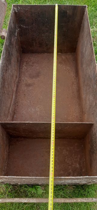 Металевий ящик для інструментів