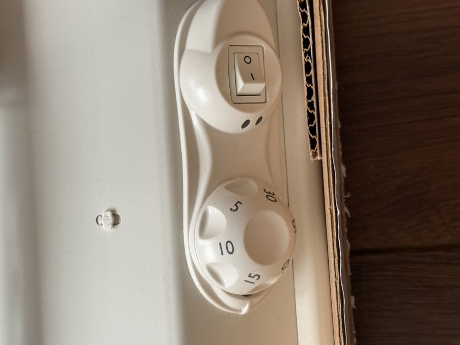 Обігрівач Ensto beta EPHBE07P 750ВТ