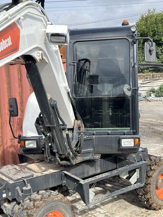 Mini-giratoria bobcat