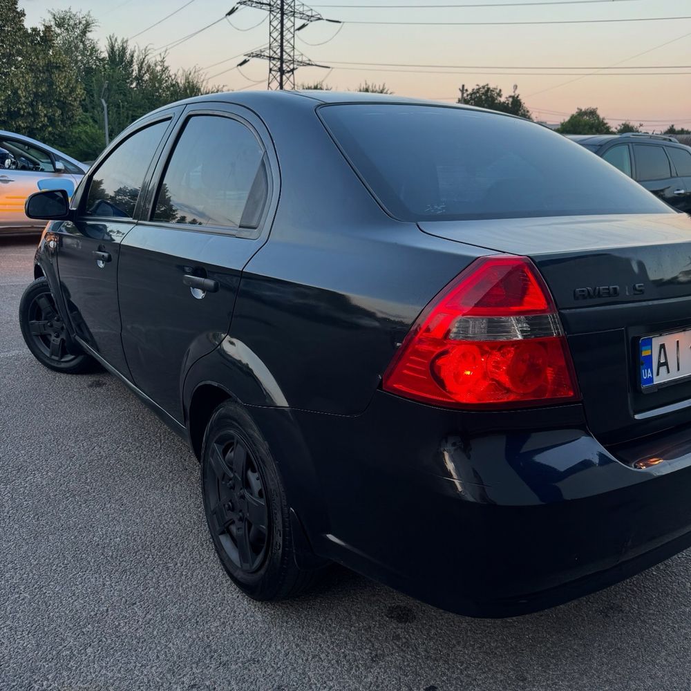 Chevrolet Aveo 2008 год 1.5 газ/бензин!