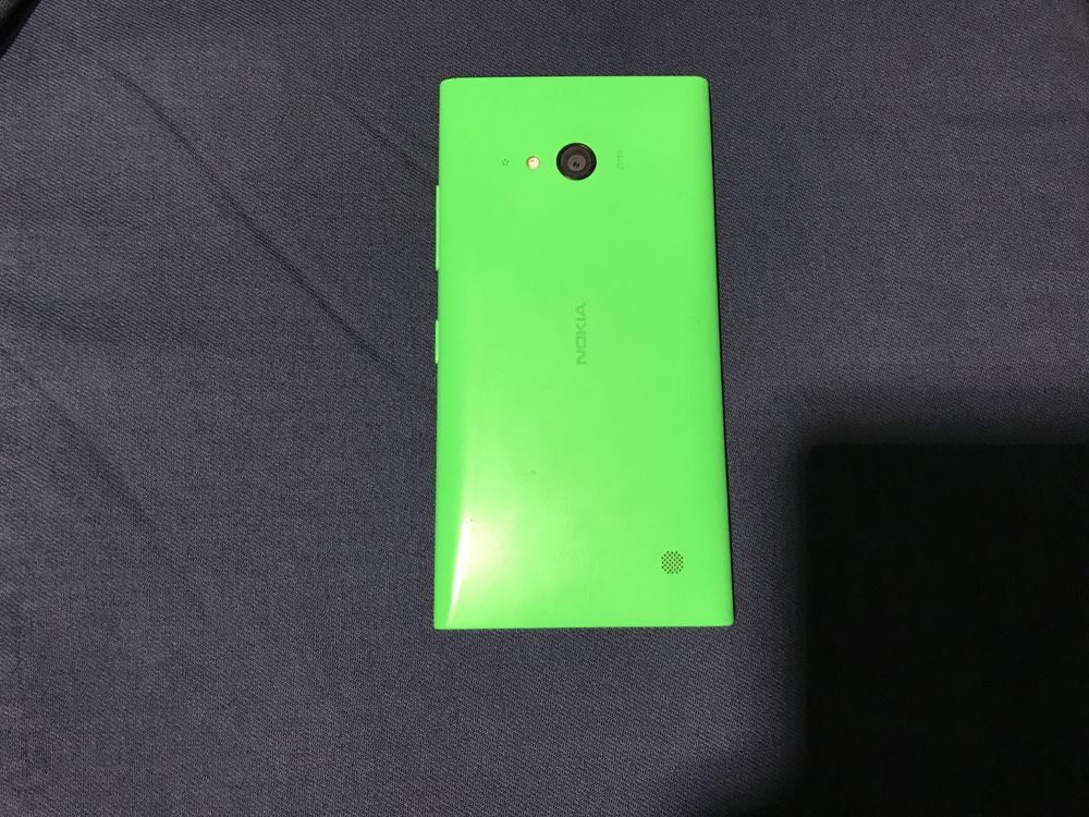 Телефон Nokia Lumia 735. Windows 8.1.