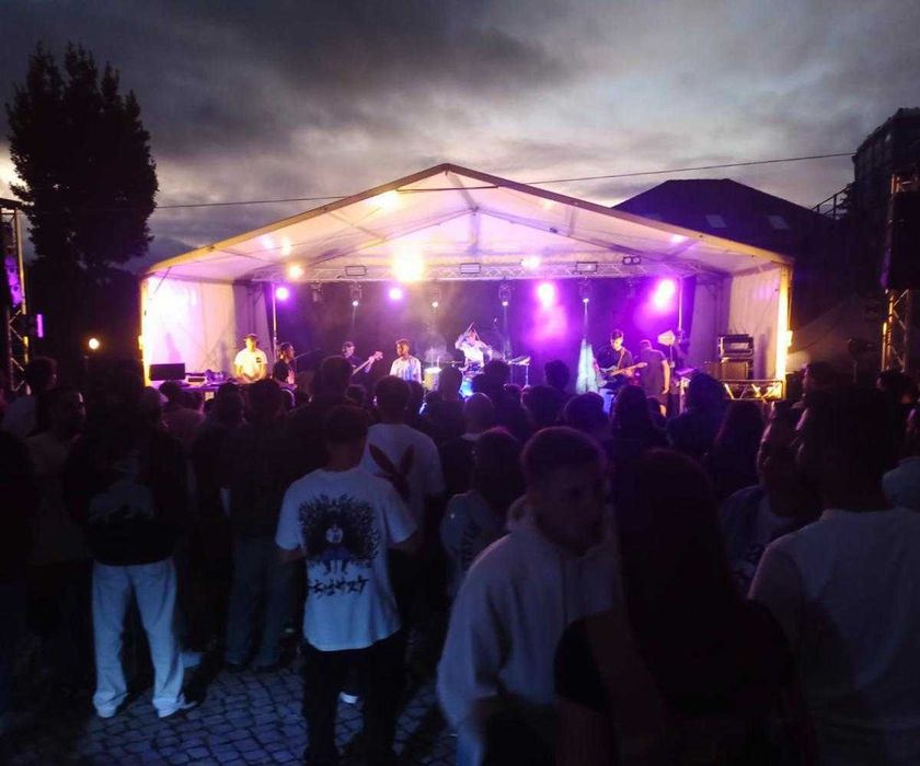 Aluguer de equipamento som e luz