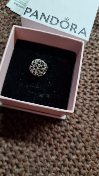 Продам оригинальные Шарм Пандора