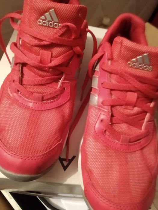 Ténis Adidas senhora