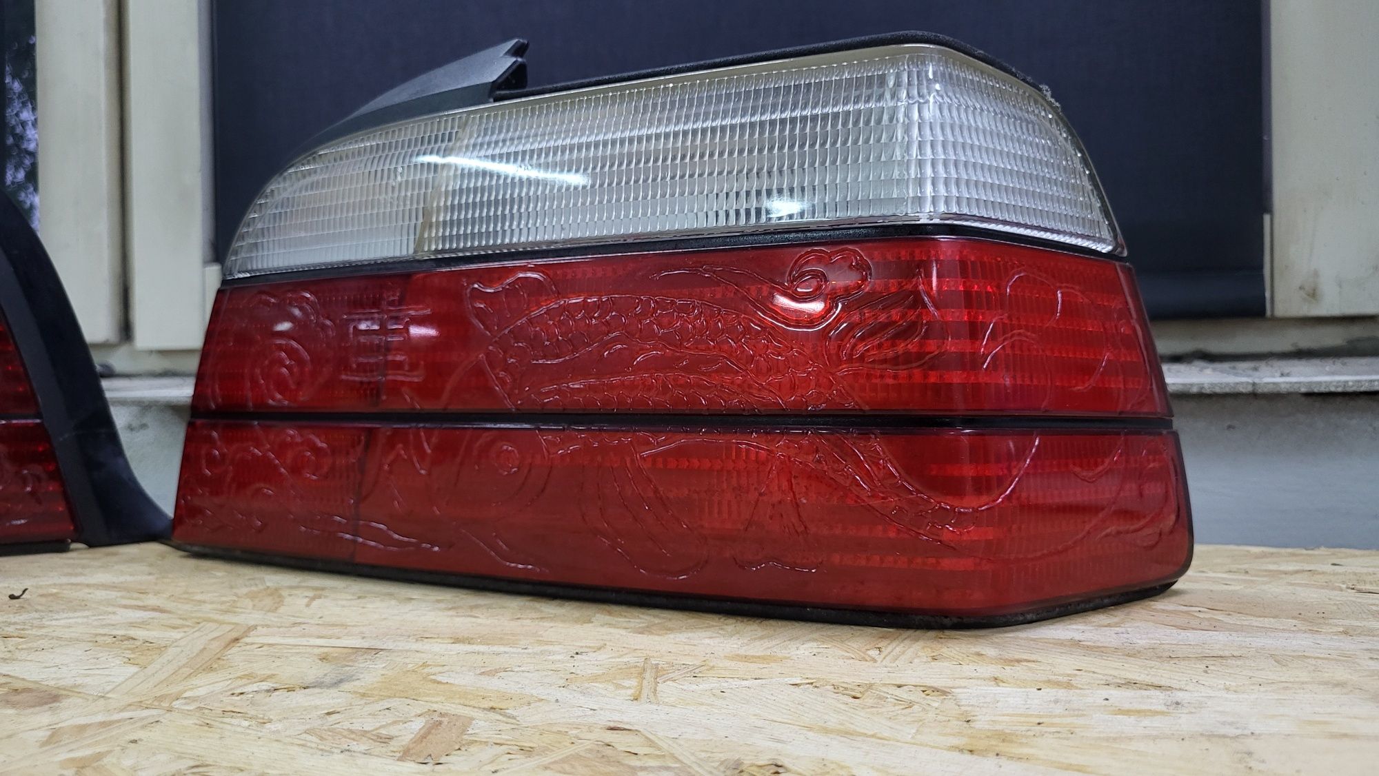 Bmw e36 coupe cabrio lampy tył custom japan style engraver