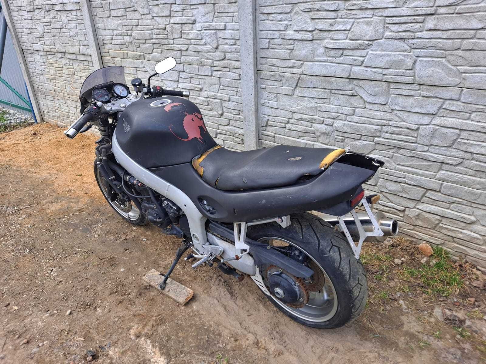 TRIUMPH SPRINT ST 955i triumph st 955i