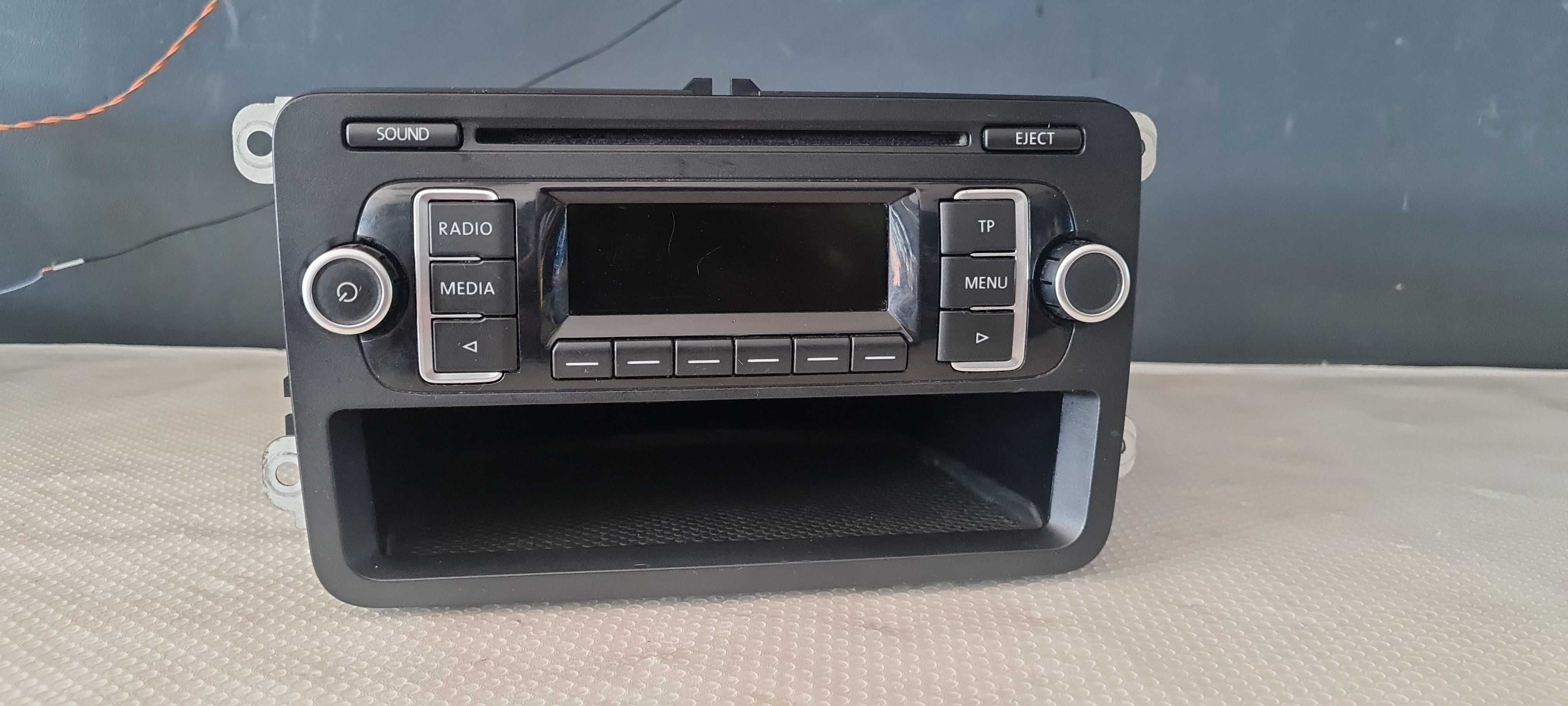 VW Passat B6 Polo RCD210 Radio Mp3 Aux z kodem