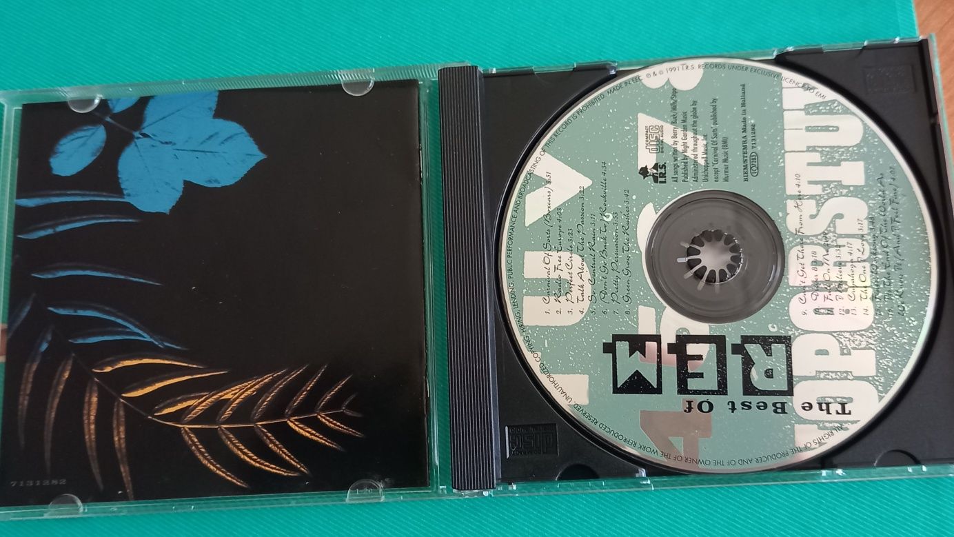 Vendo Cd R.E.M " The Best of R.E.M"