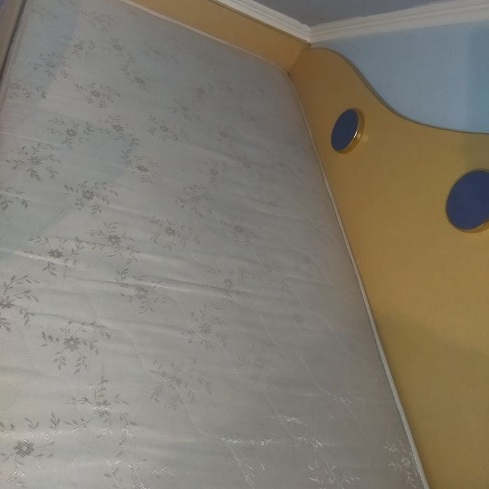 Двохярусне ліжко, дитячі меблі