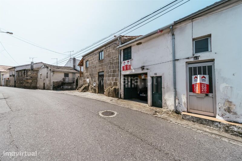 Moradia em Banda T1 / Covilhã, Peraboa