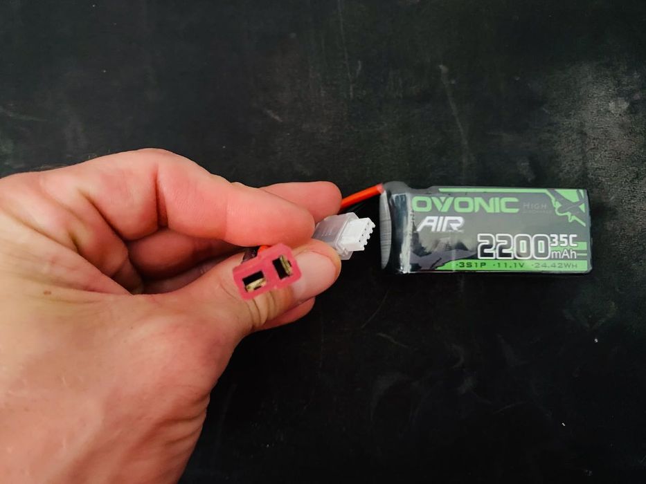 Baterias LiPo for RC Batteries 3S and a charger for sale