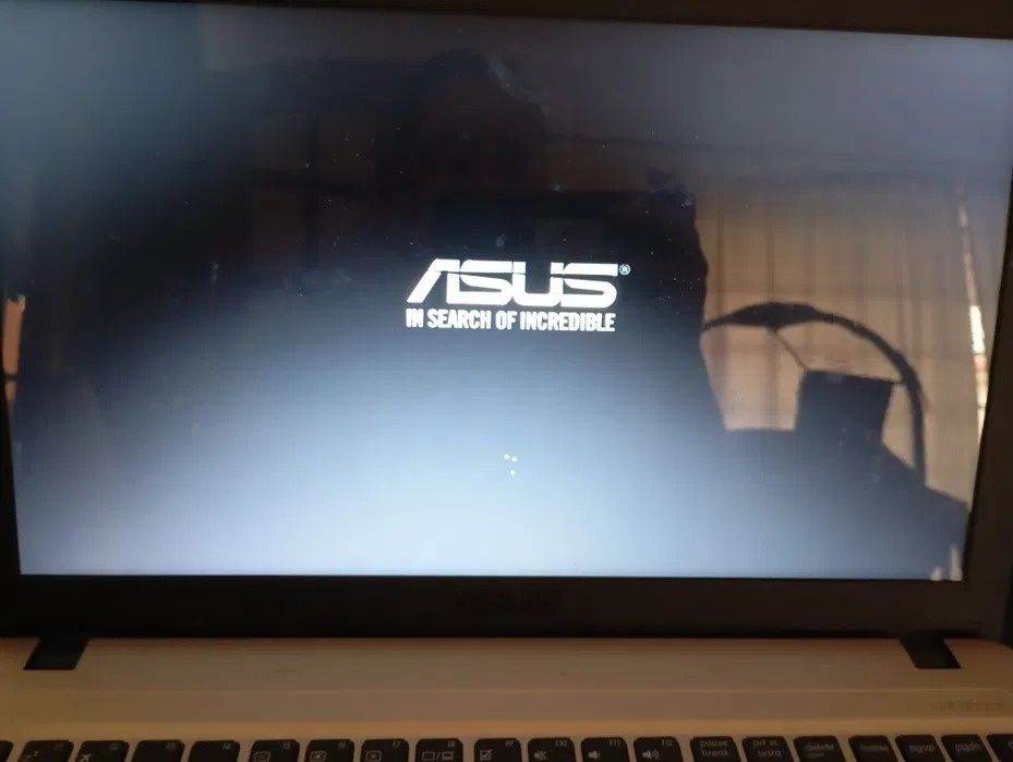 Portátil Asus A540L